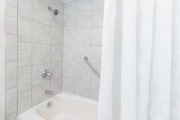 Travelodge by Wyndham Shreveport LA image 7